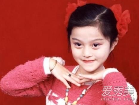 连堂妹都这么美 范冰冰一家人谁的颜值最高？