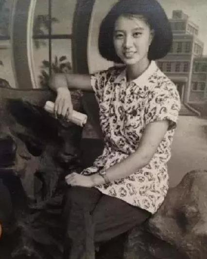 连堂妹都这么美 范冰冰一家人谁的颜值最高？