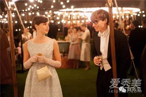 史蒂芬霍金妻子还活着吗