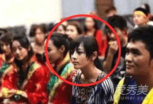 迪丽热巴整容了吗 迪丽热巴为什么这么漂亮