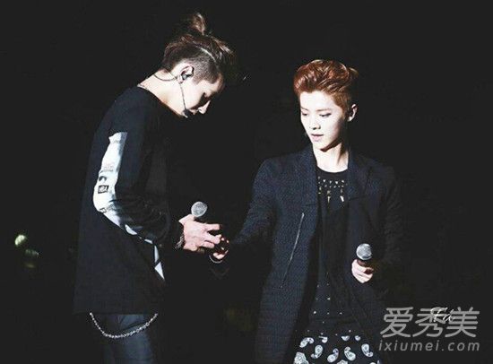 吴亦凡和鹿晗关系好吗 吴亦凡和鹿晗谁人气高
