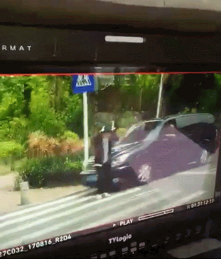熊梓淇车祸视频曝光 腰部撞伤送往医院治疗