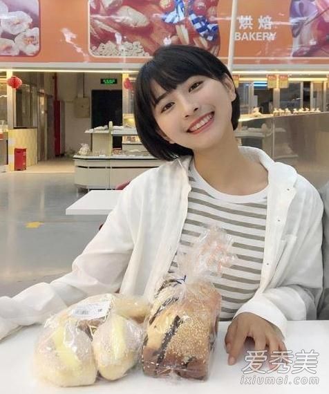 龙梦柔个人资料微博图片 曾参加超级女声加油吧灰姑娘