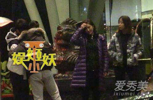 李小璐pgone出轨门风波不断 李小璐疑压力大得抑郁症
