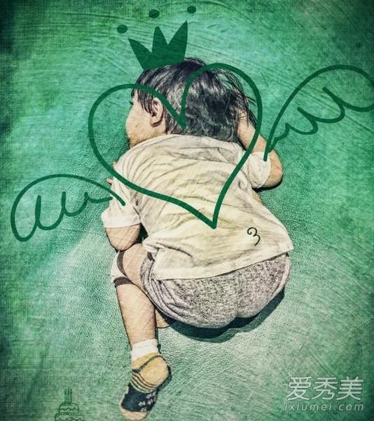 靳东儿子上的哪所幼儿园 靳东儿子幼儿园一年多少钱
