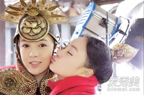 夜宿门反转,吕佳容发文解释李小璐鱼,这波洗白你信几分？
