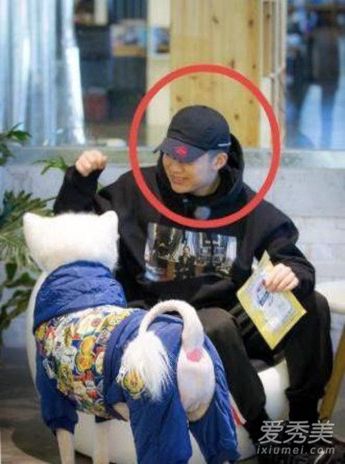 李小璐PGone“夜宿门”事件 7大实锤已坐实?