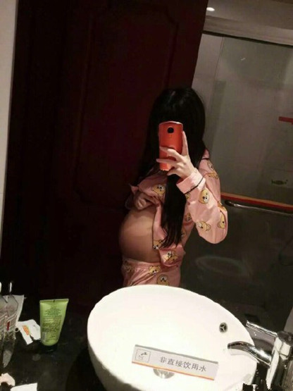 王乐乐杨清柠是谁？王乐乐当街暴打小不点