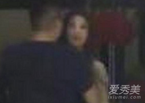 岳云鹏疑似携辣妹酒店过夜是真的吗？