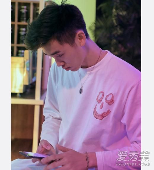 林依轮儿子被帕森斯录取 帕森斯设计学院难考吗