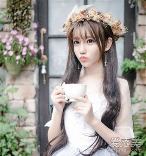 uzi女友艾西Ashley个人资料图片介绍