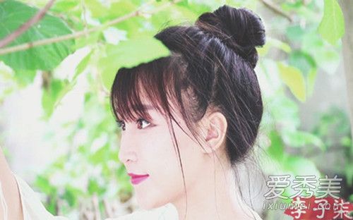李子柒整容了吗 李子柒整容前后对比照片