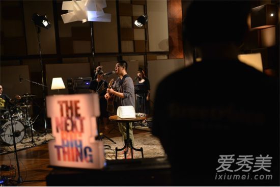 大事发声朴树伴唱女是谁 朴树和声介绍