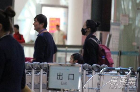 韩雪老公女儿曝光 网友：什么时候结婚的？