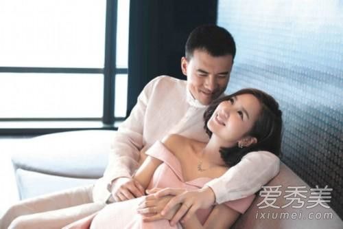 赫子铭百万片酬全归何洁是真的吗