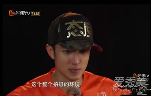 爸爸去哪儿5吴尊为什么老戴帽子