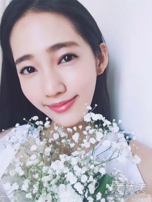 余文乐妻子王棠云首回应结婚 余文乐妻子是谁黑历史遭扒