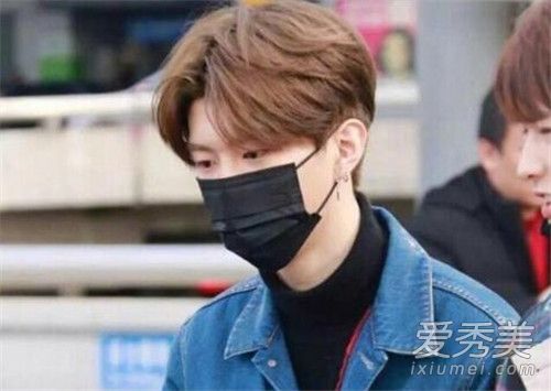 范冰冰弟弟从韩国回来,网友:前后模样变化太大!太大!