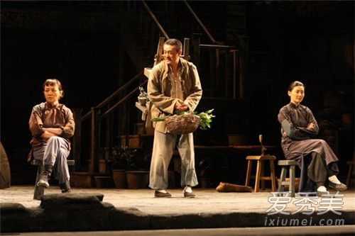 关晓彤北影汇报演出被赞塑造力强