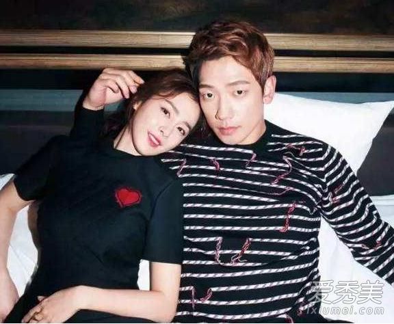 rain炫耀女儿有双眼皮 网友：像妈妈就放心了