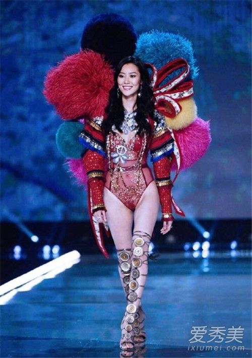 维密天使翅膀代表什么 刘雯有维密天使翅膀吗