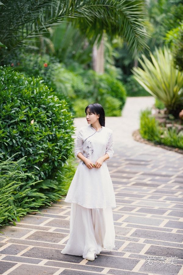 李子柒是谁 绵阳美食博主李子柒微博高清私照曝光