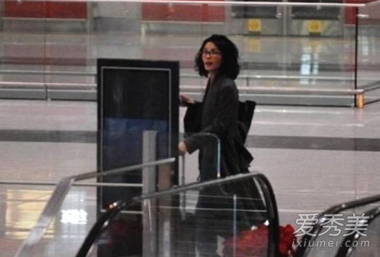 王菲机场大喊谢霆锋是怎么回事？
