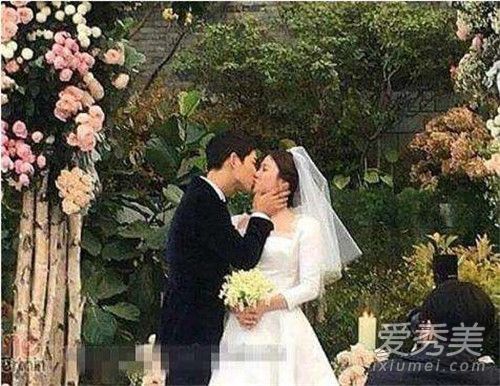 宋仲基宋慧乔婚纱婚礼照曝光 乔妹超大婚戒抢镜
