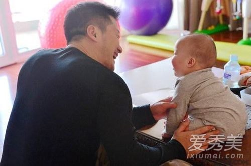 吴京的儿子叫什么名字 吴京的儿子为什么取名为吴所谓