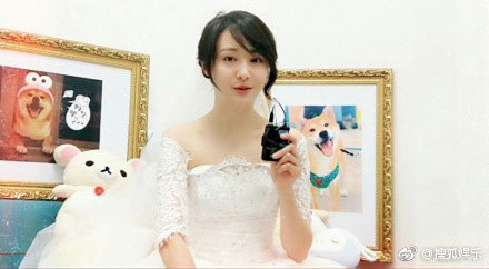 郑爽穿婚纱是什么节目 郑爽为什么穿婚纱