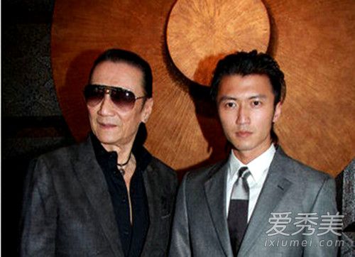 谢贤为什么喜欢戴墨镜 谢贤为什么叫四哥？