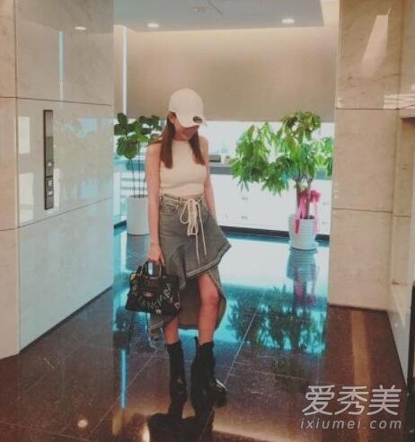 昆凌怀上第三胎了吗 昆凌三宝大肚图片