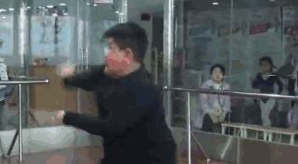 拉丁小胖何雄飞跳舞动图大全集