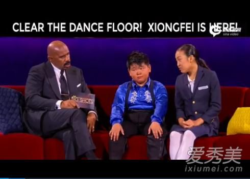 拉丁小胖何雄飞跳舞动图大全集