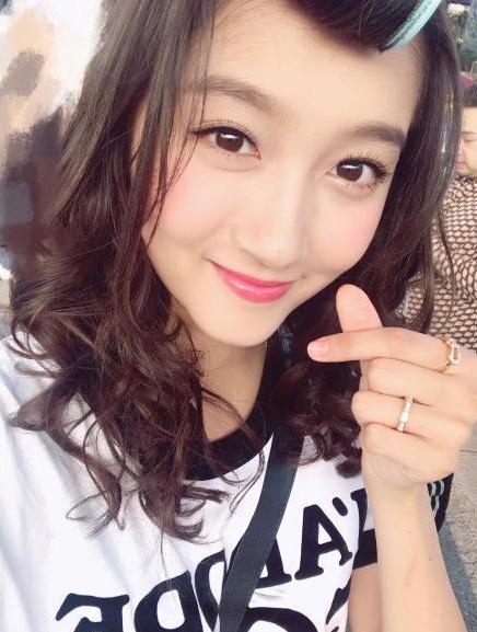 关晓彤为什么被黑 关晓彤是怎么出名的