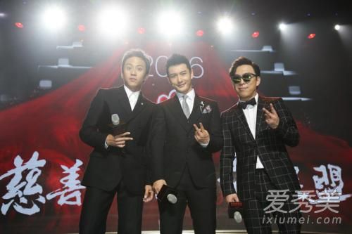 拍照抢c位是什么意思 c位是什么意思组合站位