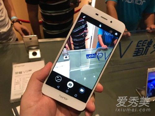 华为荣耀V9 play什么时候上市 华为荣耀V9 play多少钱