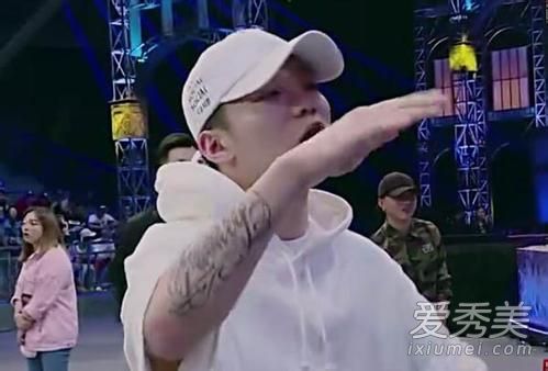 pg one长得像王宝强是真的吗 pg one回应长得像王宝强
