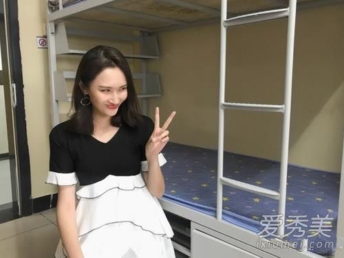 网红喵大仙是谁 喵大仙为什么坐王俊凯的床？