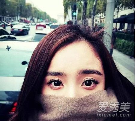 杨幂有全脸算我输是什么梗 杨幂自拍只露半张脸原因