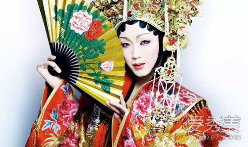 李玉刚绯闻女友是谁?李玉刚女友分手原因