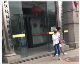 满文军和老婆离婚了吗 满文军老婆李俐的现状