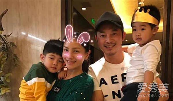 《妈妈是超人》小鱼儿可爱懂事爱妈妈