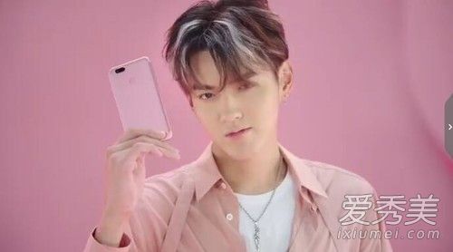 吴亦凡小米手机广告音乐叫什么?