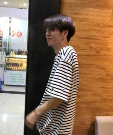 我只会吹头理发店叫什么名字 我只会吹头理发店地址在哪