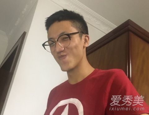 斗鱼11是谁和斯翔什么关系 斯翔女朋友妖妖资料照片介绍