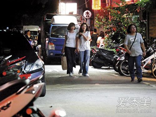 舒淇素颜现身街头 舒淇素颜图片