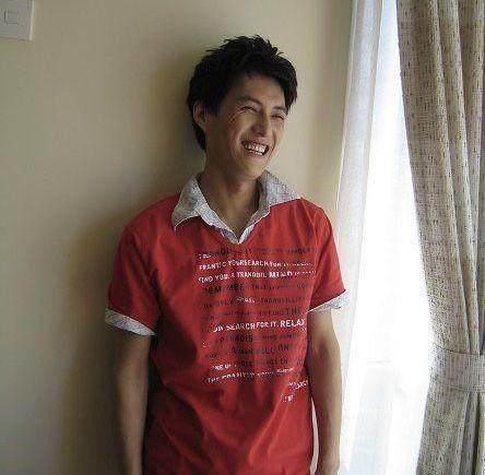 靳东为什么现在才火 都是发型的锅？