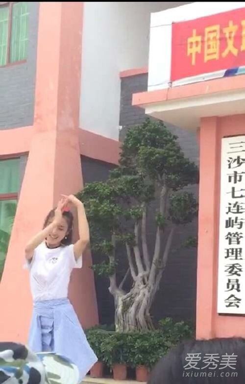 佟丽娅跳新疆舞是给哪个部队 佟丽娅新疆舞图片