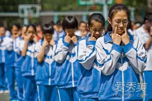 韩国学生羡慕中国校服是怎么回事 中国校服丑吗